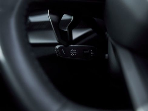 Used 2024 Lamborghini Urus Performante AWD/4WD image 65