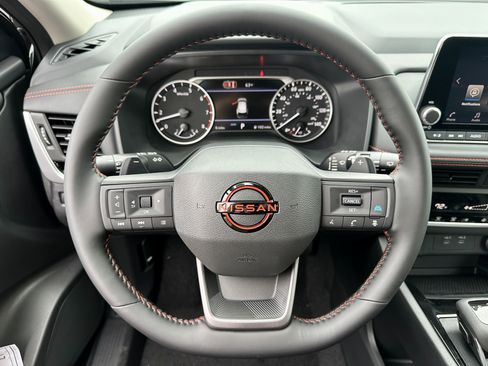 New 2026 Nissan Rogue SV AWD/4WD image 21