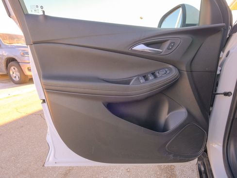 Used 2024 Buick Encore GX Sport Touring image 26