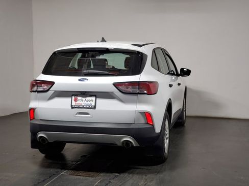 Used 2022 Ford Escape S image 25