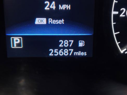 Used 2023 Nissan Altima 2.5 S FWD image 2