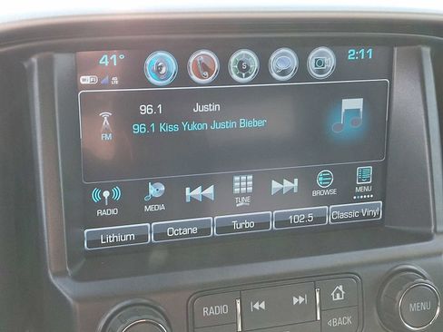 Used 2018 GMC Canyon SLT w/ Driver Alert Package image 16