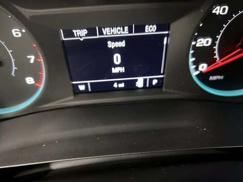 Used 2023 Chevrolet Traverse LS FWD image 12