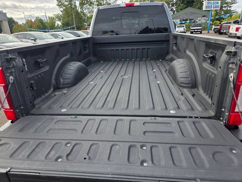 Used 2022 Ford F350 Platinum AWD/4WD image 31
