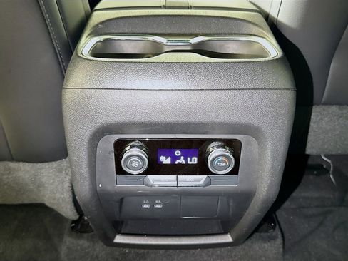 Certified 2025 Buick Enclave Sport Touring FWD image 24