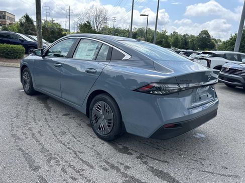 New 2026 Nissan Sentra SV w/ SV Convenience Package FWD image 5