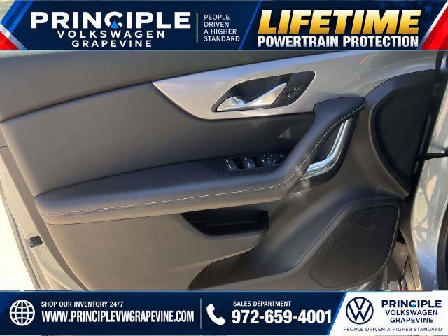 Used 2024 Chevrolet Blazer LT w/ Driver Confidence Package FWD image 10