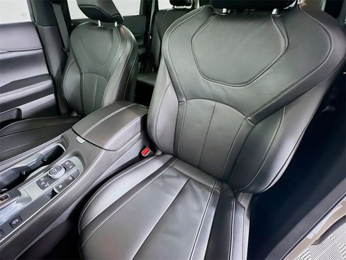 Used 2022 INFINITI QX60 Sensory w/ Cargo Package image 22