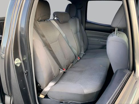 Used 2014 Toyota Tacoma 4x4 Double Cab image 18