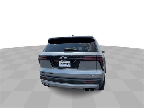 Certified 2024 Chevrolet Traverse Z71 w/ LPO, Floor Liner Package image 7
