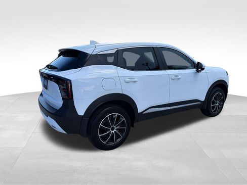 Certified 2025 Nissan Kicks SV FWD image 7