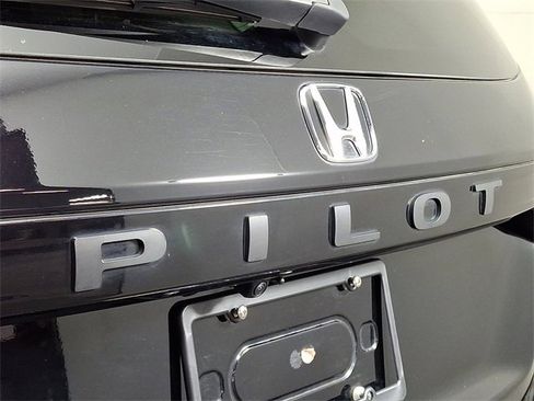 Used 2023 Honda Pilot EX-L image 34