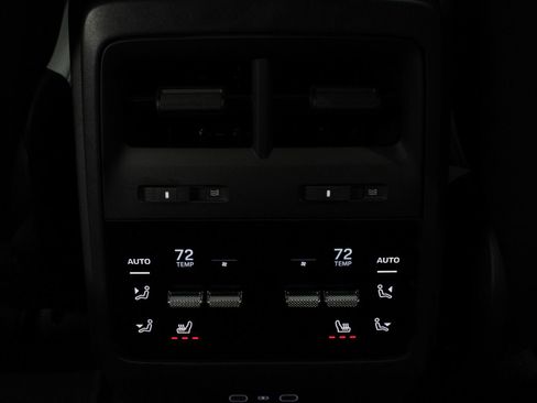 New 2026 Porsche Macan 4 Electric AWD/4WD image 33