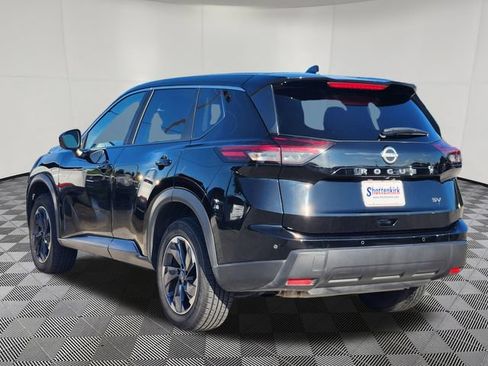Used 2024 Nissan Rogue SV FWD image 8