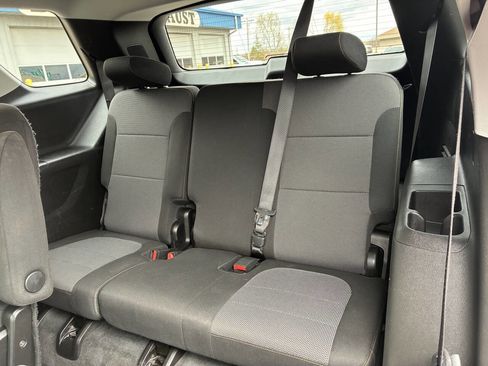 Used 2018 Chevrolet Traverse LT AWD/4WD image 32