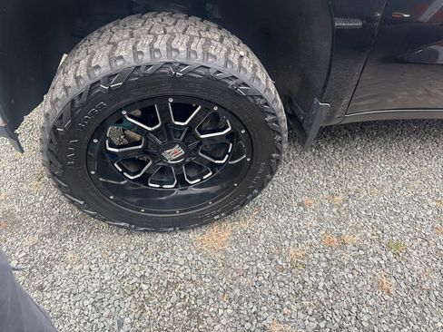 Used 2019 Chevrolet Silverado 1500 LTZ w/ LTZ Plus Package image 22