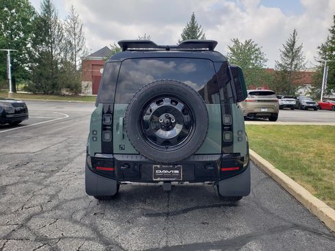 New 2026 Land Rover Defender 110 AWD/4WD image 6