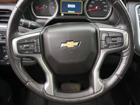 Used 2021 Chevrolet Suburban Premier w/ Premium Package AWD/4WD image 24