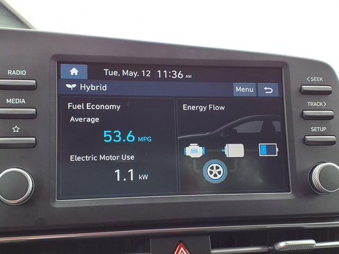 Used 2025 Hyundai Elantra Hybrid FWD image 31