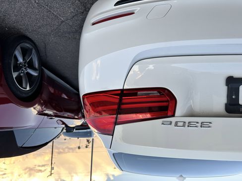 Used 2018 BMW 330e 330E IPERFORMANCE SEDAN 4D image 7