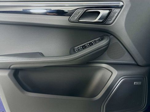 New 2026 Porsche Macan AWD/4WD image 11