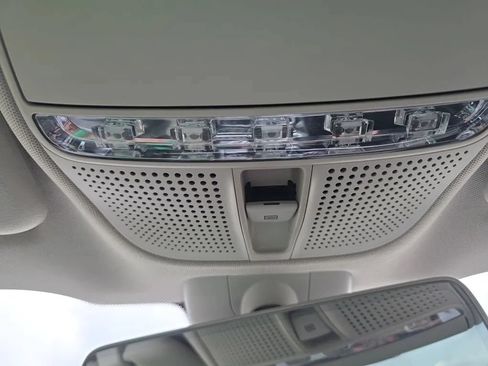 Used 2018 Mercedes-Benz E 400 4MATIC Coupe image 43