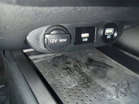 Certified 2023 Hyundai Elantra SEL w/ Convenience Package image 29