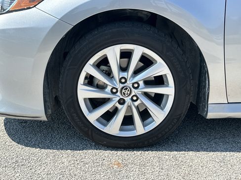 Used 2023 Toyota Camry LE image 11