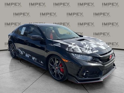 Used 2018 Honda Civic Type R image 7