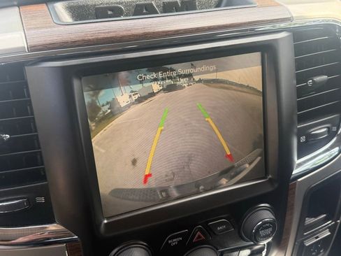 Used 2014 RAM 1500 Laramie image 14