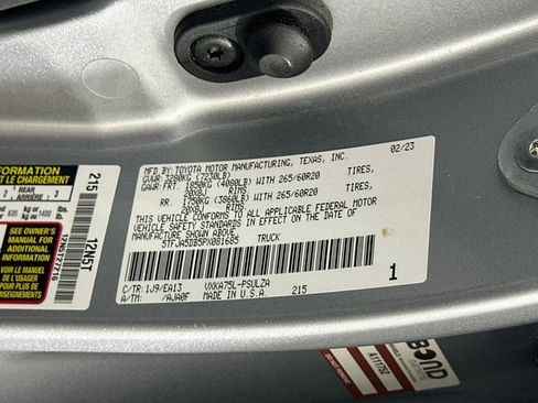 Used 2023 Toyota Tundra Limited AWD/4WD image 12