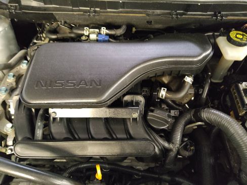 Used 2019 Nissan Rogue Sport S AWD/4WD image 30