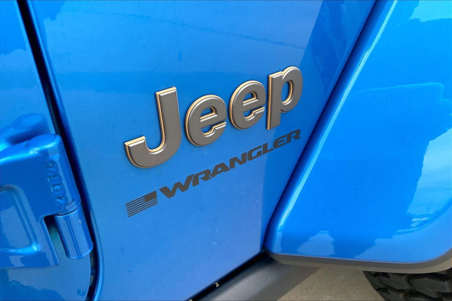 Used 2023 Jeep Wrangler Unlimited Rubicon 392 w/ Trailer Tow Package AWD/4WD image 10