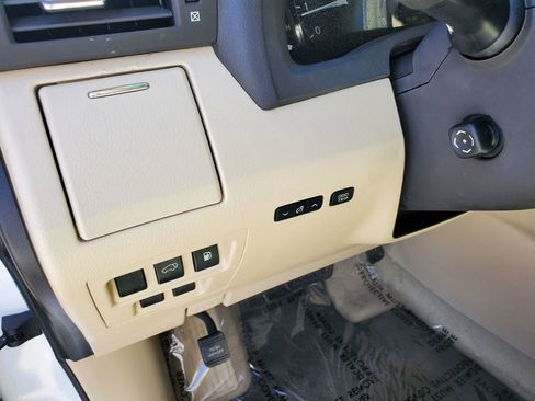 Used 2012 Lexus RX 350 FWD w/ Premium Pkg image 28