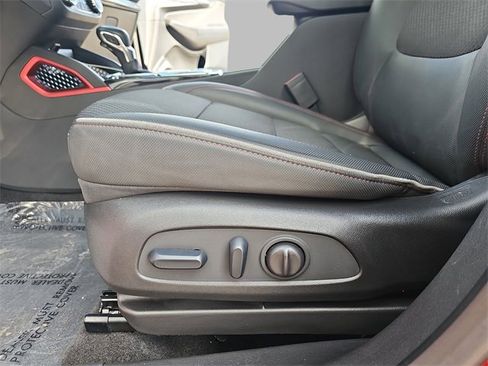 Certified 2023 Chevrolet TrailBlazer RS w/ Convenience Package image 27