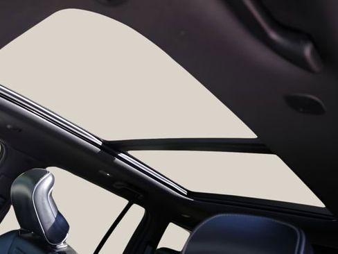 Used 2024 Jeep Grand Cherokee Overland w/ Adv Protech Group III image 11