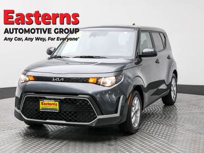 Used 2023 Kia Soul LX w/ LX Technology Package