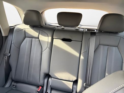New 2025 Audi Q5 Premium Plus image 12
