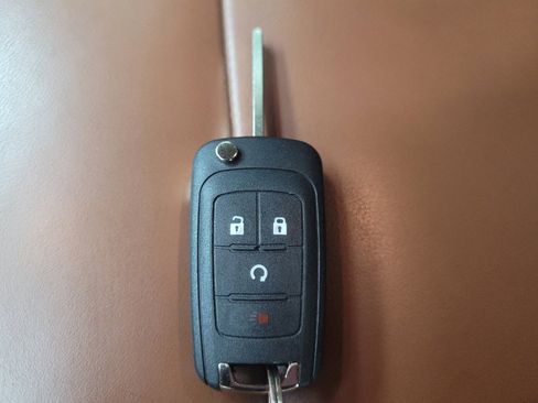 Used 2014 Buick Encore Premium image 32