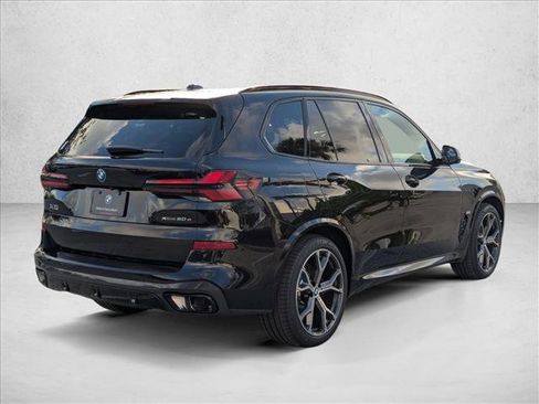 New 2026 BMW X5 xDrive50e image 2
