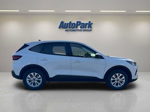 New 2025 Ford Escape Active w/ Active Premium Tech Pack AWD/4WD image 8