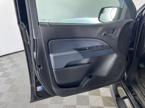 Used 2016 Chevrolet Colorado Z71 AWD/4WD image 11