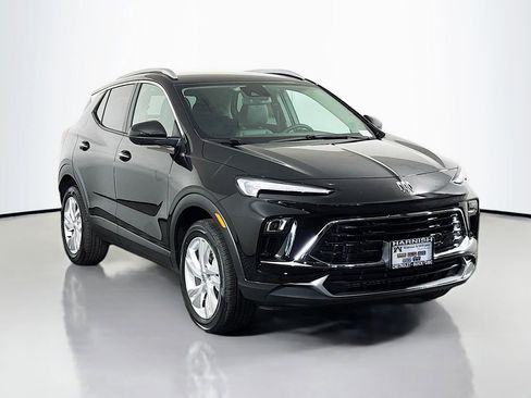 Used 2026 Buick Encore GX Preferred w/ Advanced Technology Package image 1