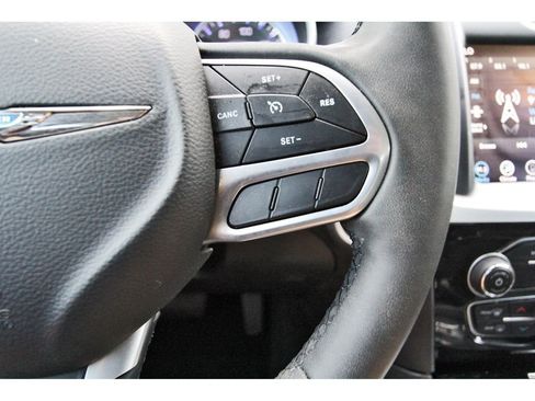 Used 2023 Chrysler 300 Touring w/ Sport Appearance Package RWD image 16