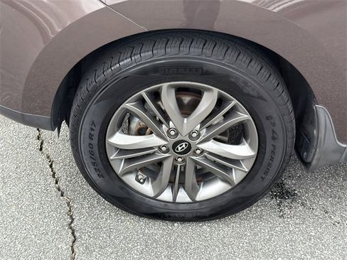 Used 2014 Hyundai Tucson SE image 11