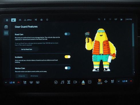 Used 2024 Rivian R1S AWD Adventure image 43