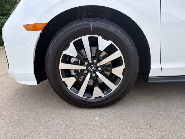 New 2026 Honda Odyssey EX-L image 9