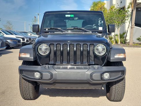 Used 2022 Jeep Wrangler Unlimited Sport image 2
