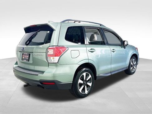 Used 2018 Subaru Forester 2.5i Premium AWD/4WD image 9