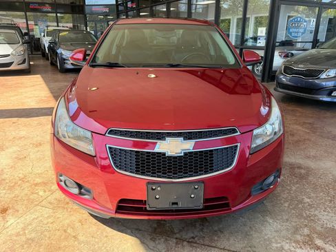 Used 2012 Chevrolet Cruze LTZ FWD image 2